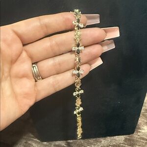 Elegant 14k Gold Plated and Silver Women's Bracelet